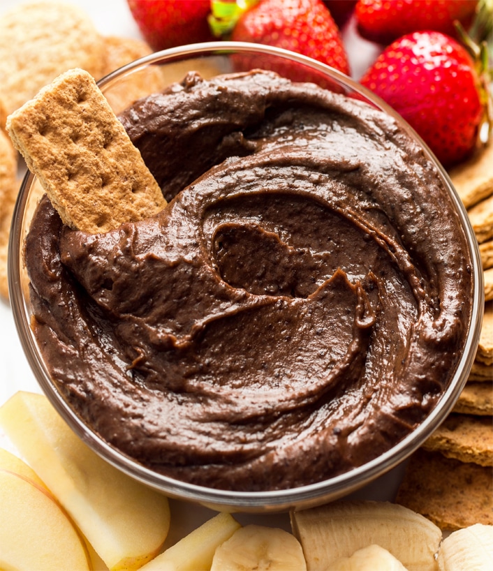 Chocolate Hummus Revealed: The Sweet Dip Trend & Peanut Butter Twist